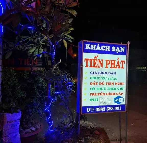 هتل Khách Sạn Tiến Phát