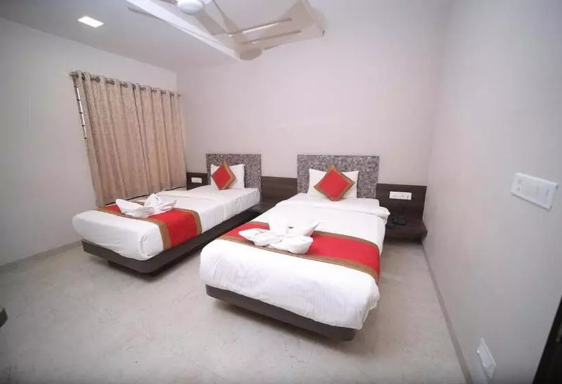 Hotelli Rahul Palace Belgaum