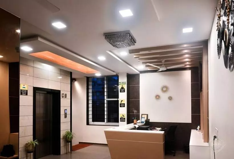 Hotelli Rahul Palace Belgaum