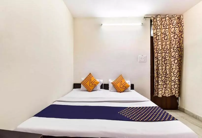 ホテル Spot On 67533 Dhanuka Residency Boys Hostel