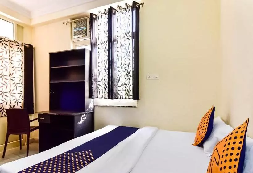 ホテル Spot On 67533 Dhanuka Residency Boys Hostel