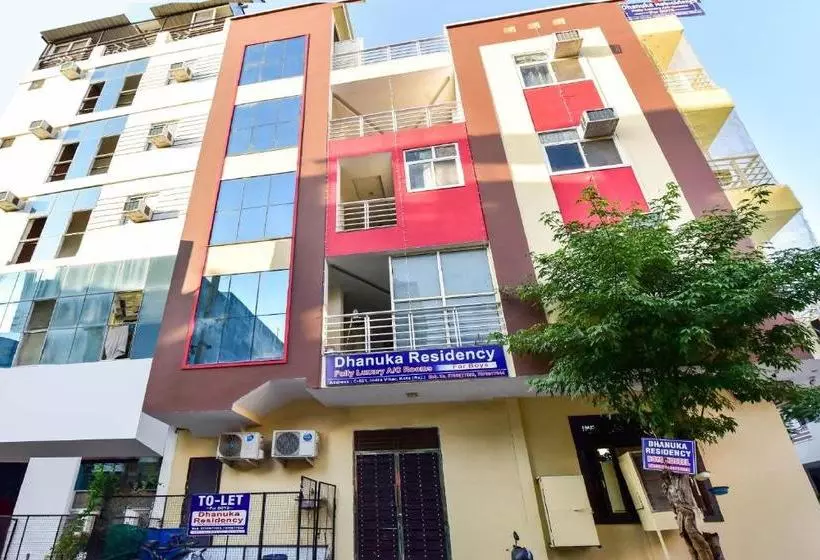 ホテル Spot On 67533 Dhanuka Residency Boys Hostel