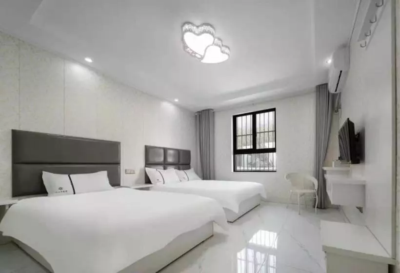تختخواب و صبحانه No.17 Inn
