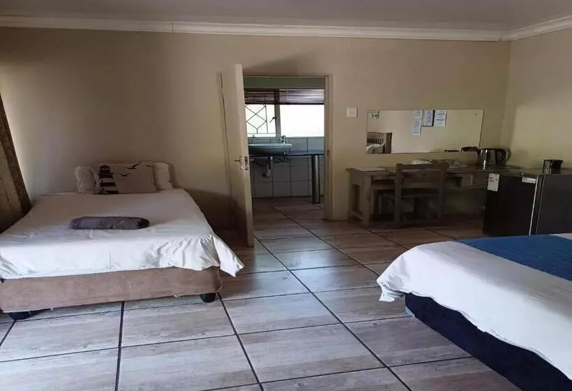 Bed and Breakfast Palms Lodge