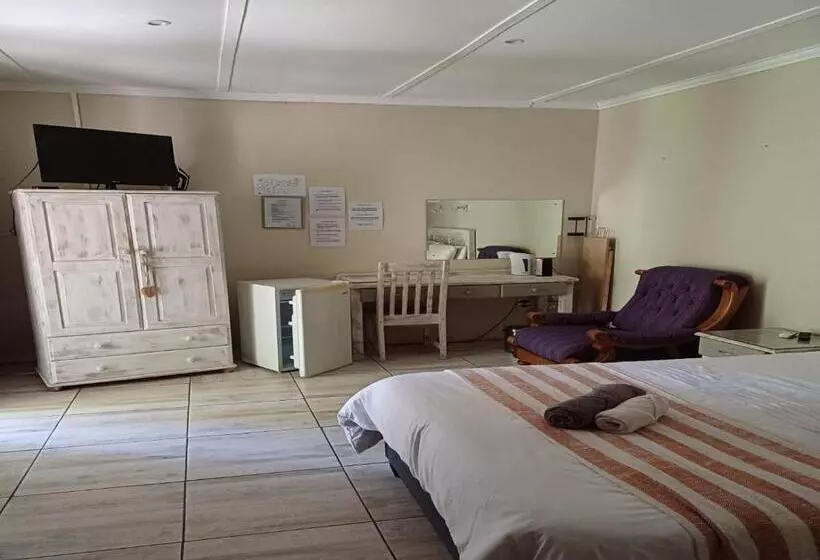 Bed and Breakfast Palms Lodge