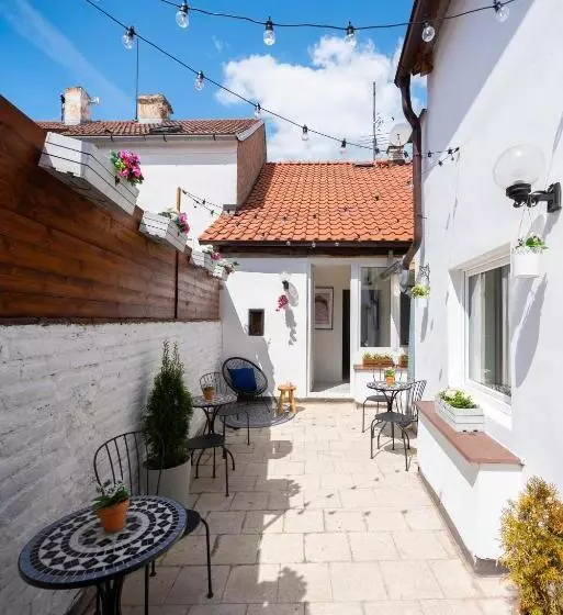 Aamiaismajoitus (B&B) Penzion Mácha