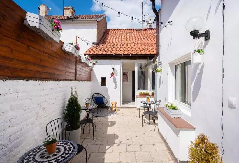 Aamiaismajoitus (B&B) Penzion Mácha