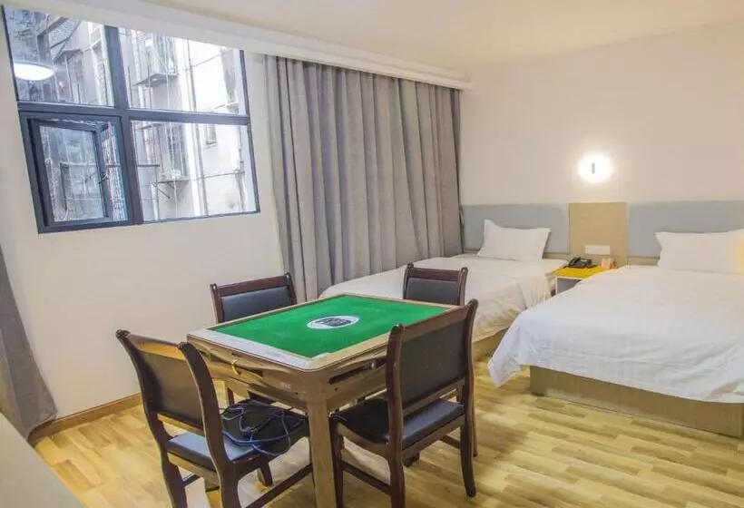 ホテル 7days Inn Huaihua Zhijiang Pedestrian Street Branch