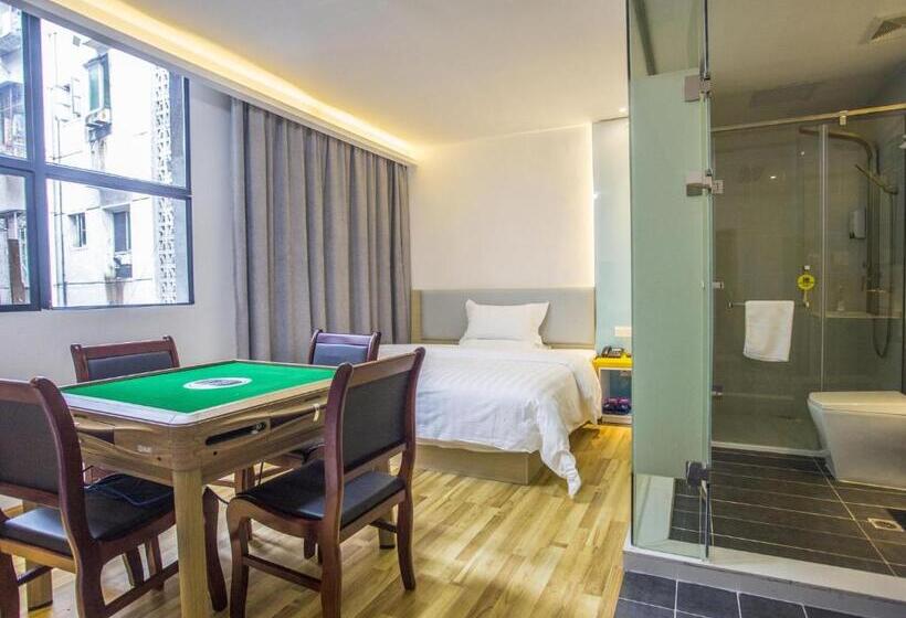 בית מלון כפרי 7days Inn Huaihua Zhijiang Pedestrian Street Branch