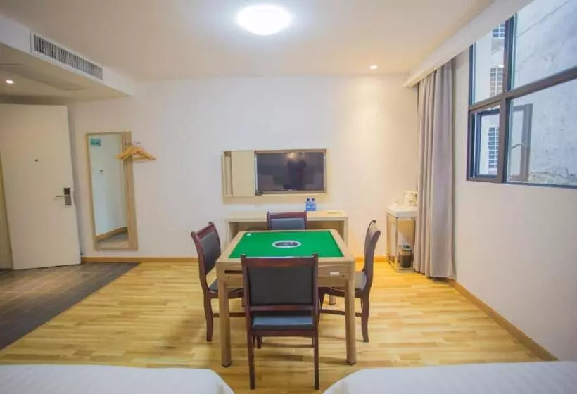 ホテル 7days Inn Huaihua Zhijiang Pedestrian Street Branch