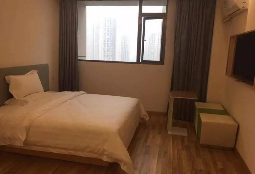 ホテル 7days Inn Ulanqab Jining Train Station Branch
