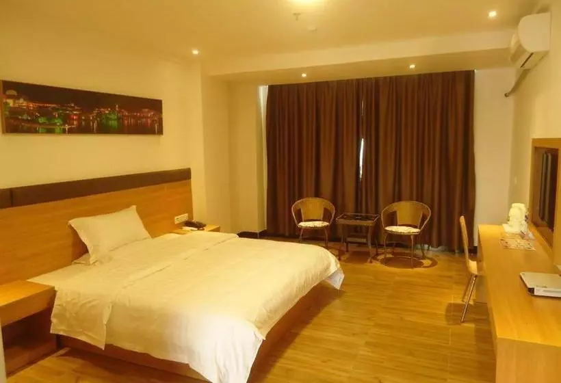 Hotelli 7days Inn Zhuhai Gaolan Port Pingsha Branch