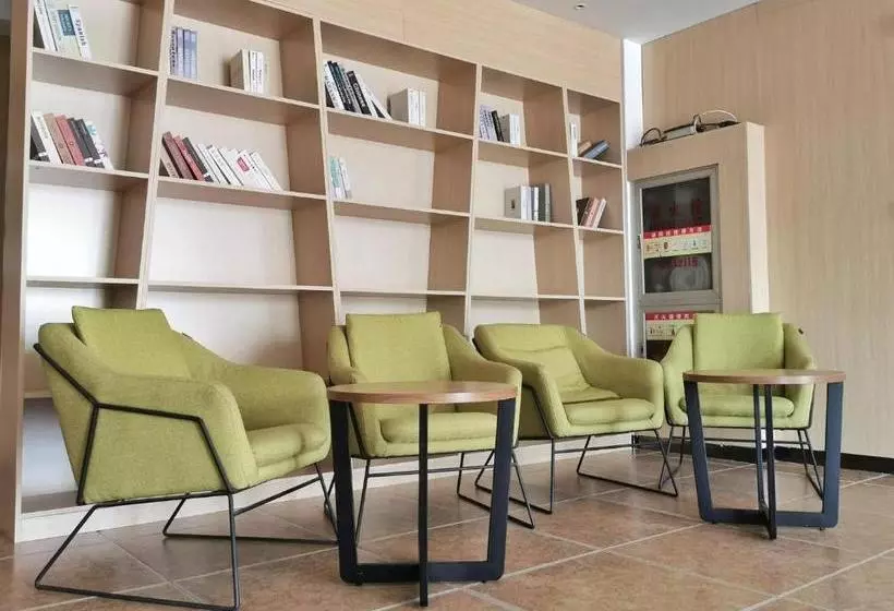 Hotelli 7 Days Premium· Tianjin Binhai International Airport