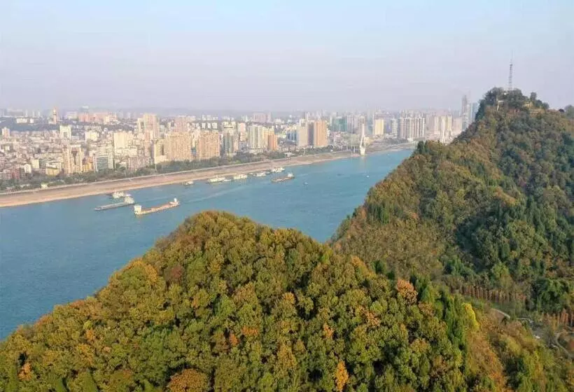 ホテル 7days Premium Yichang Cbd Business Center Branch
