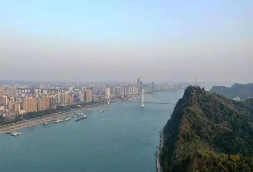 ホテル 7days Premium Yichang Cbd Business Center Branch