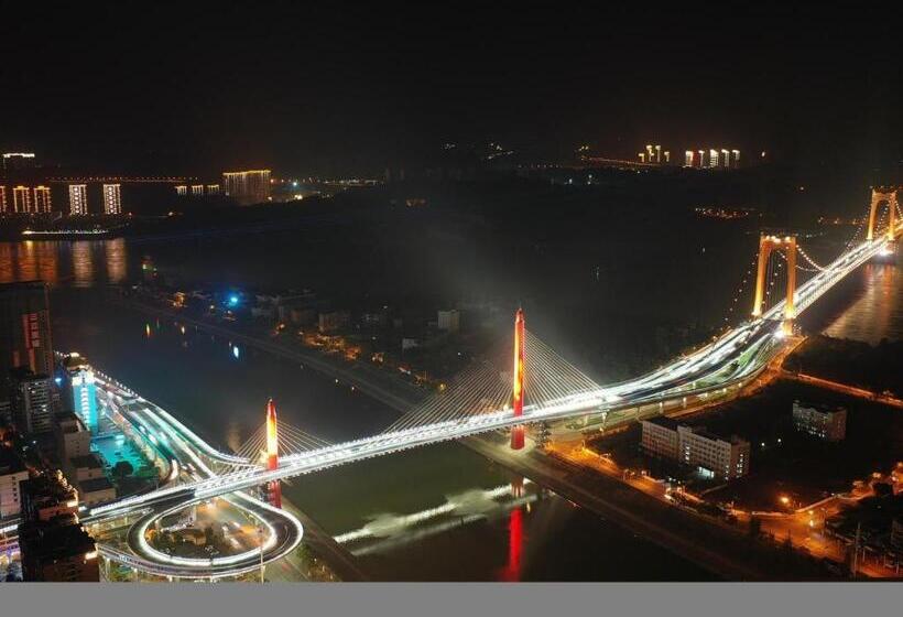 Hotel 7days Premium Yichang Gezhouba Branch