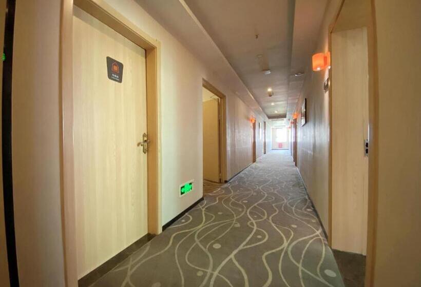 Hotel 7days Premium Yichang Gezhouba Branch