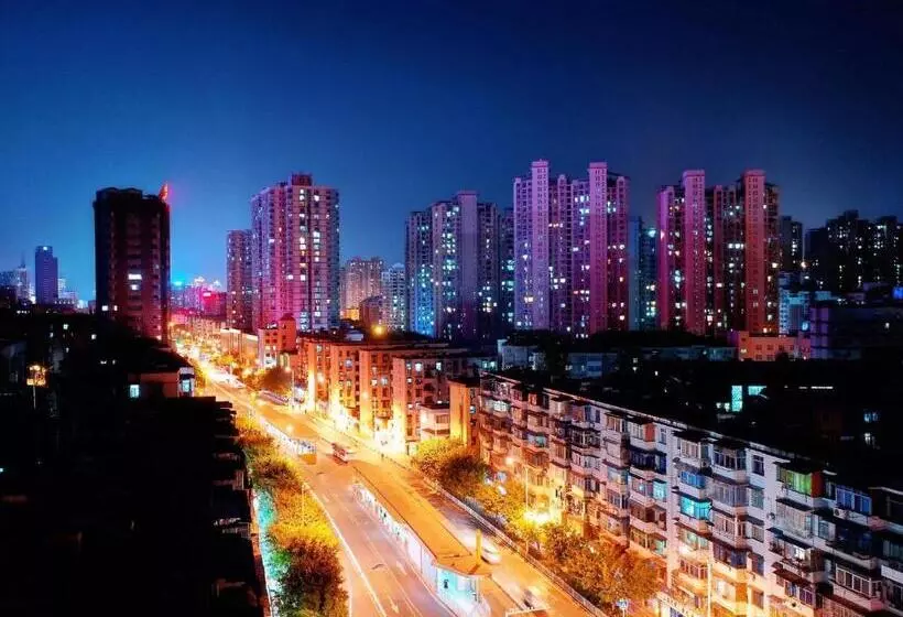 Hotelli 7days Premium Yichang Gezhouba Branch