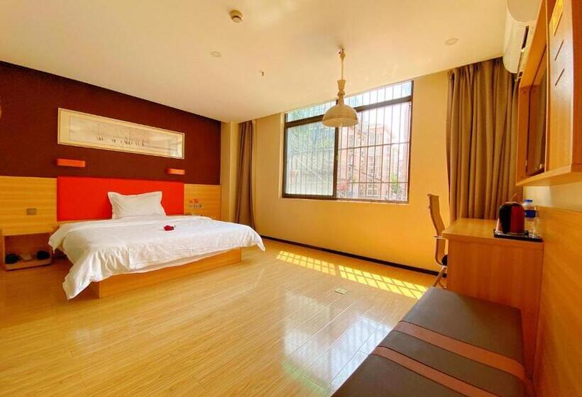 Hotel 7days Premium Yichang Gezhouba Branch