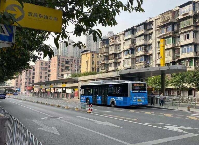 Hotel 7days Premium Yichang Gezhouba Branch