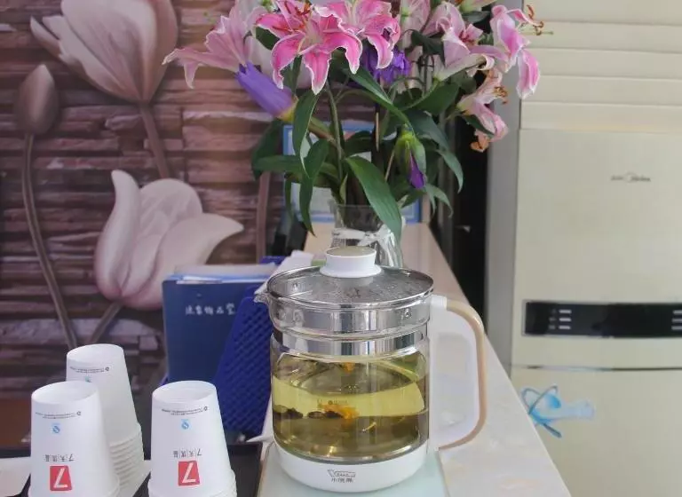 Hotelli 7days Premium Yichang Gezhouba Branch