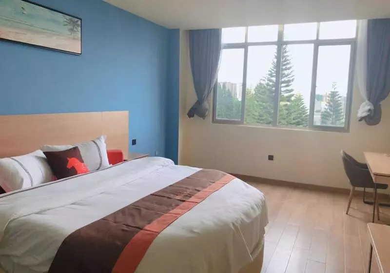Jun Hotels Wanning Wancheng Town High Speed Rail Station