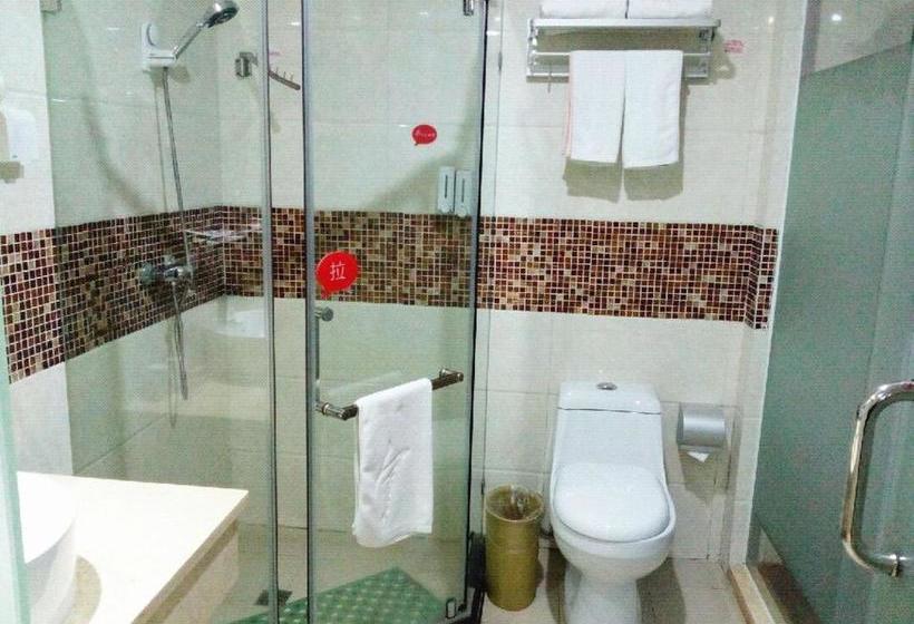 בית מלון כפרי Thank Inn Chain  Meizhou Jiaying University