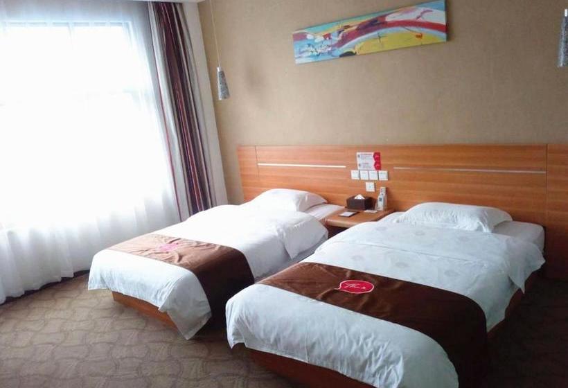 בית מלון כפרי Thank Inn Chain  Meizhou Jiaying University