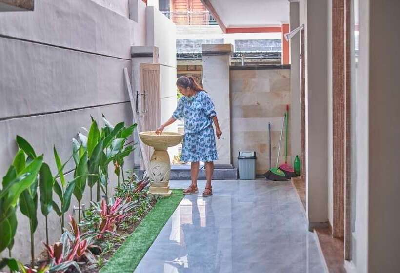 膳宿费 Jimbaran 5 Guesthouse