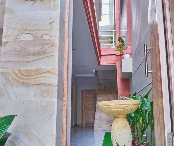 膳宿费 Jimbaran 5 Guesthouse