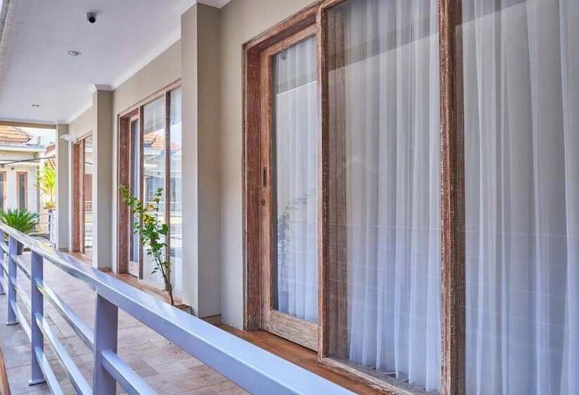 膳宿费 Jimbaran 5 Guesthouse