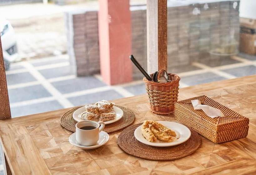 膳宿费 Jimbaran 5 Guesthouse