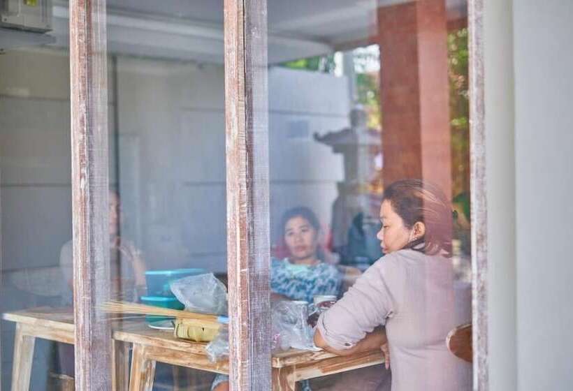 膳宿费 Jimbaran 5 Guesthouse