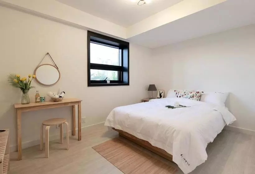 پانسیون Moonlight Galaxy Guesthouse