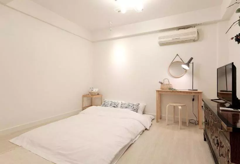 پانسیون Moonlight Galaxy Guesthouse