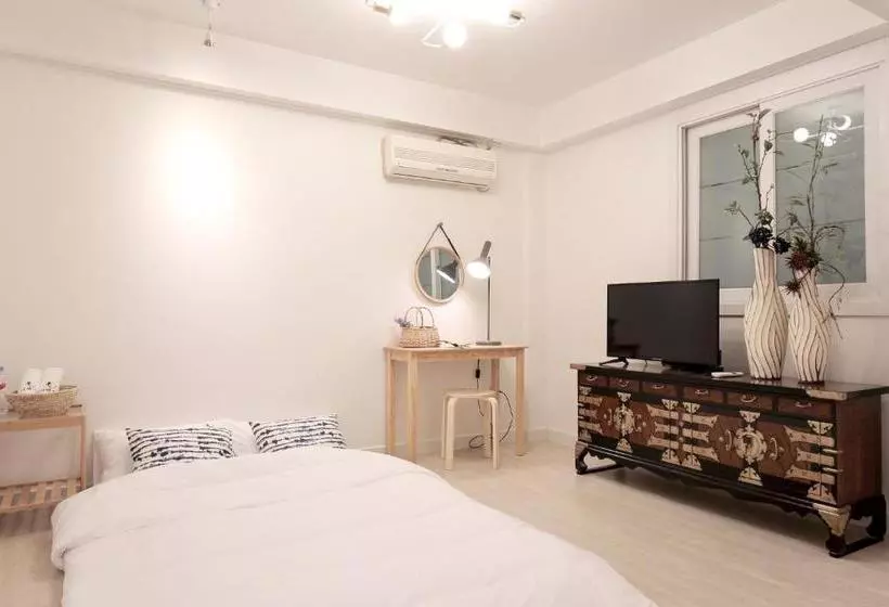 پانسیون Moonlight Galaxy Guesthouse