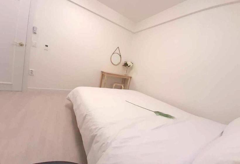 펜션 Moonlight Galaxy Guesthouse