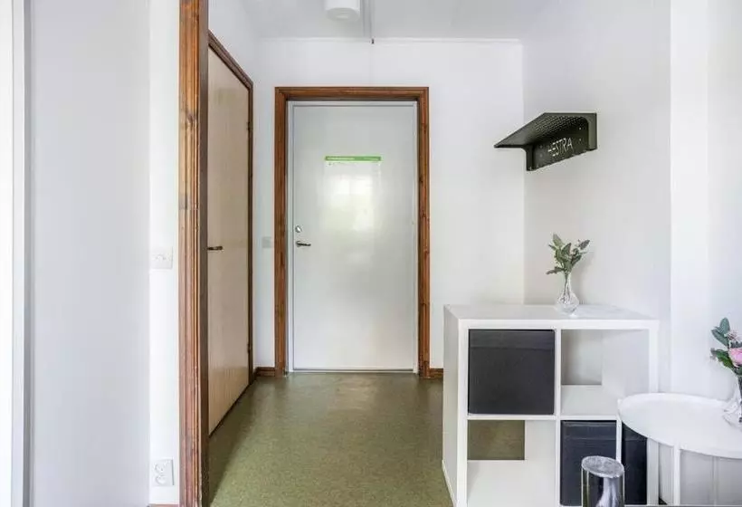 Retkeilymaja Hestra Guesthouse