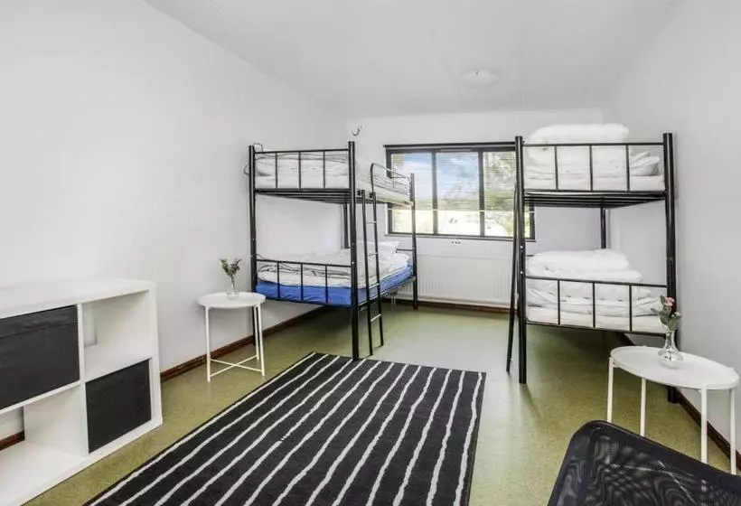 Retkeilymaja Hestra Guesthouse