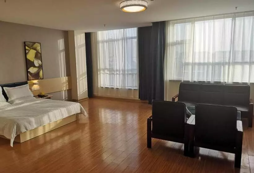 ホテル 7days Inn Dezhou Qihe Coach College