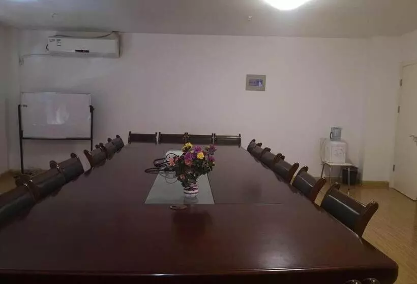 ホテル 7days Inn Dezhou Qihe Coach College