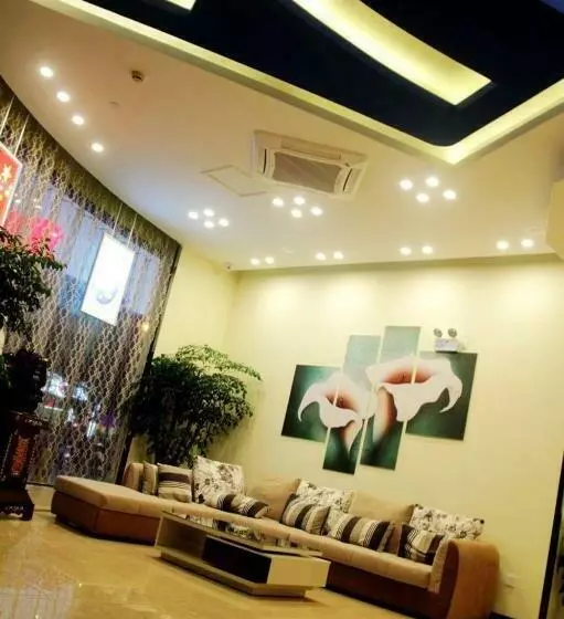 Hotelli 7days Inn Dongtai Hong Lan Road Rt Mart