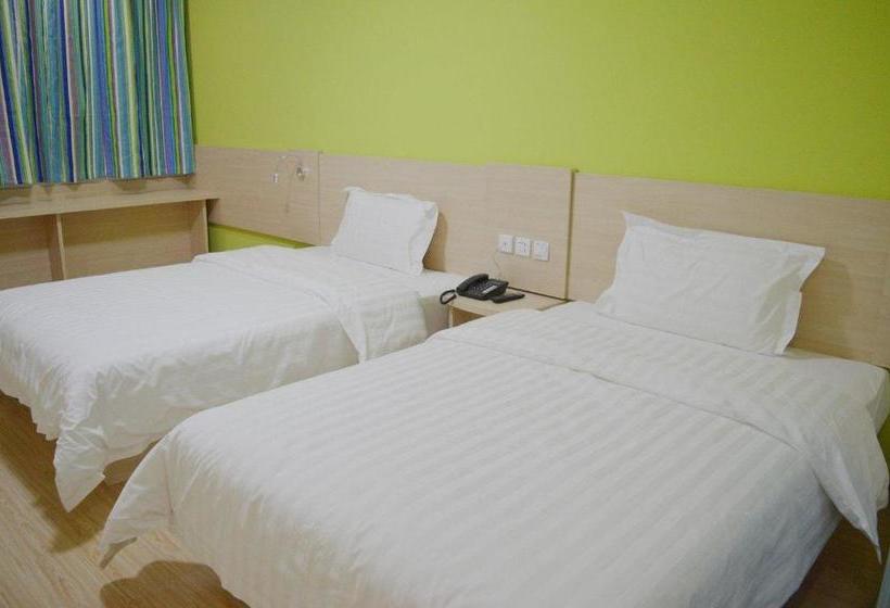 בית מלון כפרי 7days Inn Shijiazhuang Development Zone Tianshan Street Xueyuan Road