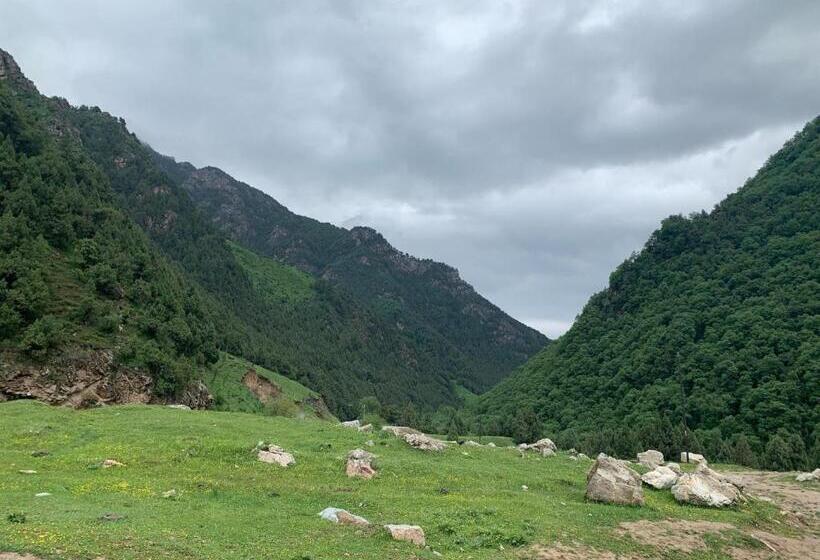 בית מלון כפרי 7days Inn Xining Kunlun Road Cross