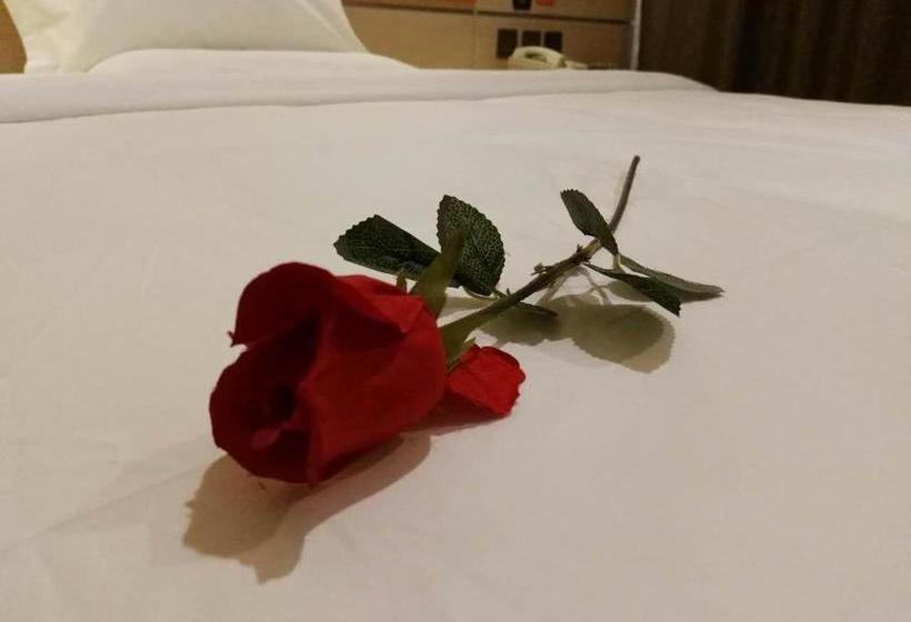 Hotel 7days Premium Tengzhou Middle College Road High Speed Rail Station