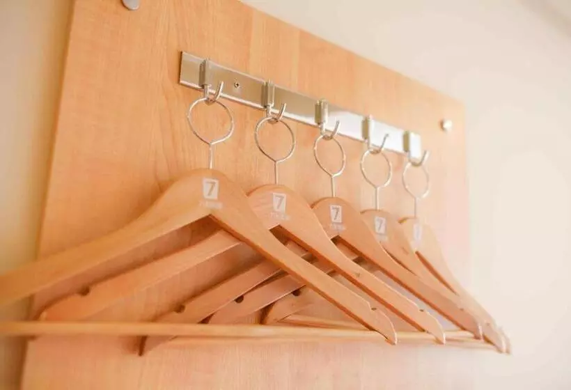 ホテル 7days Premium Weihai High Speed Rail Station Bathing Beach