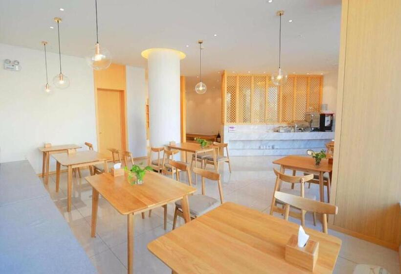 Hotel 7days Premium Weihai High Speed Rail Station Bathing Beach