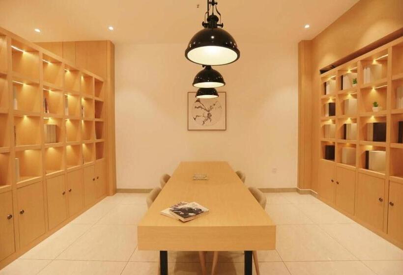 Hotel 7days Premium Weihai High Speed Rail Station Bathing Beach