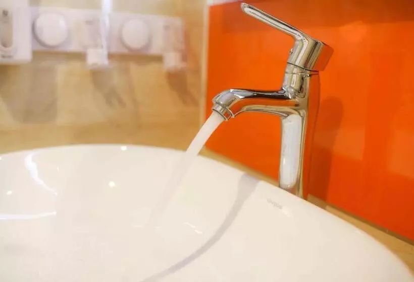 ホテル 7days Premium Weihai High Speed Rail Station Bathing Beach