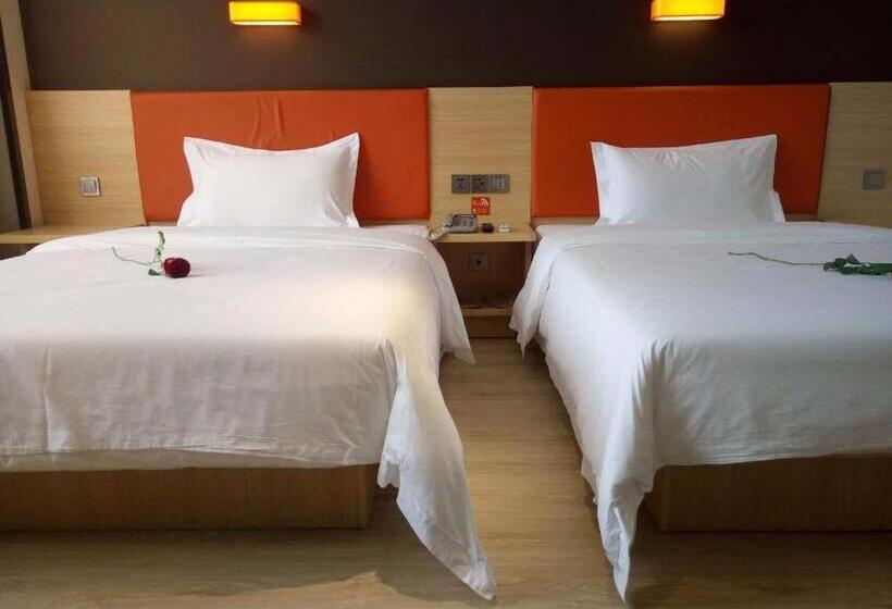 Hotel 7days Premium Weihai High Speed Rail Station Bathing Beach
